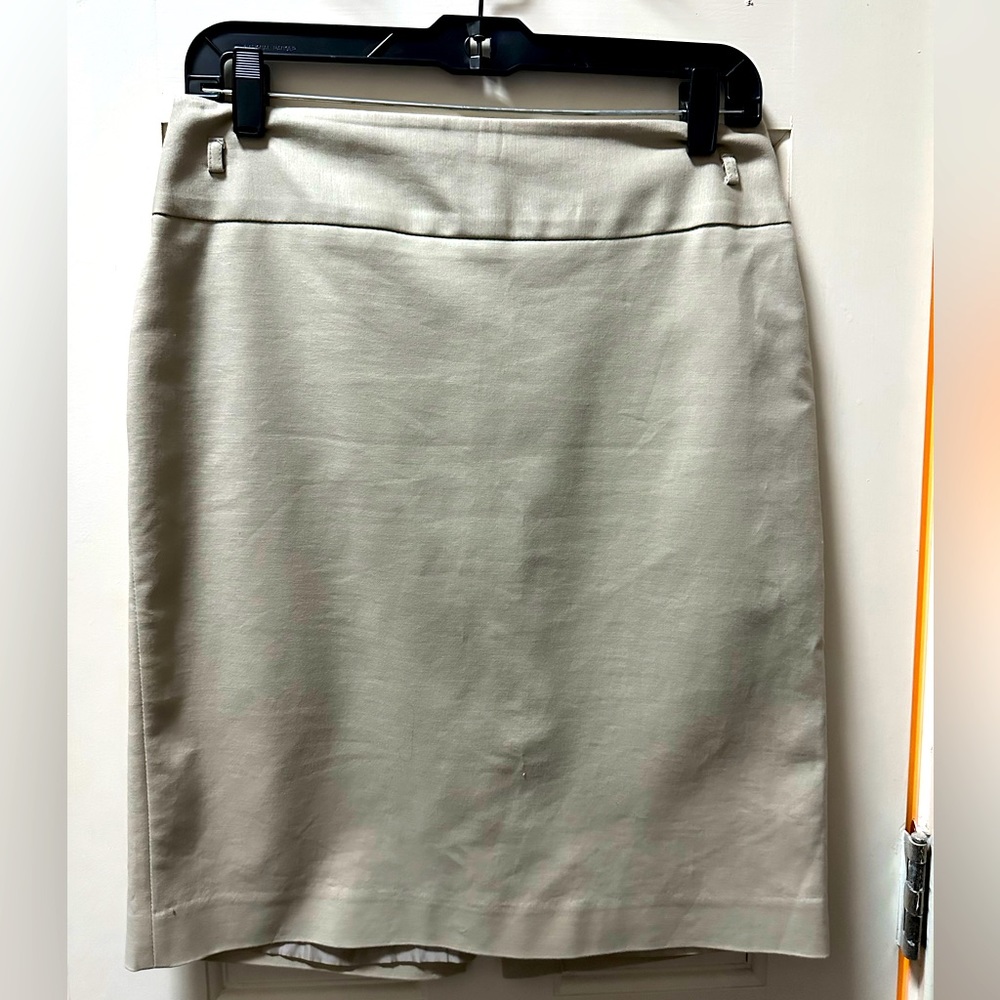 Liz Claiborne Khaki Pencil Skirt Sz 6
